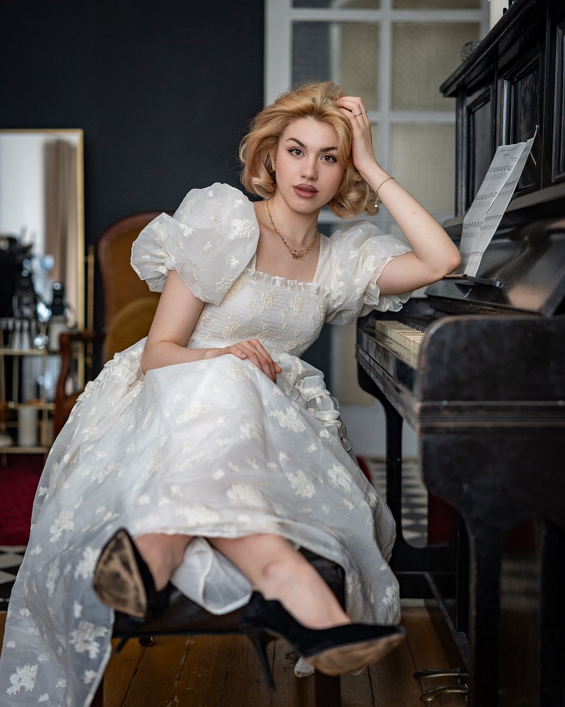 Bella Dichev