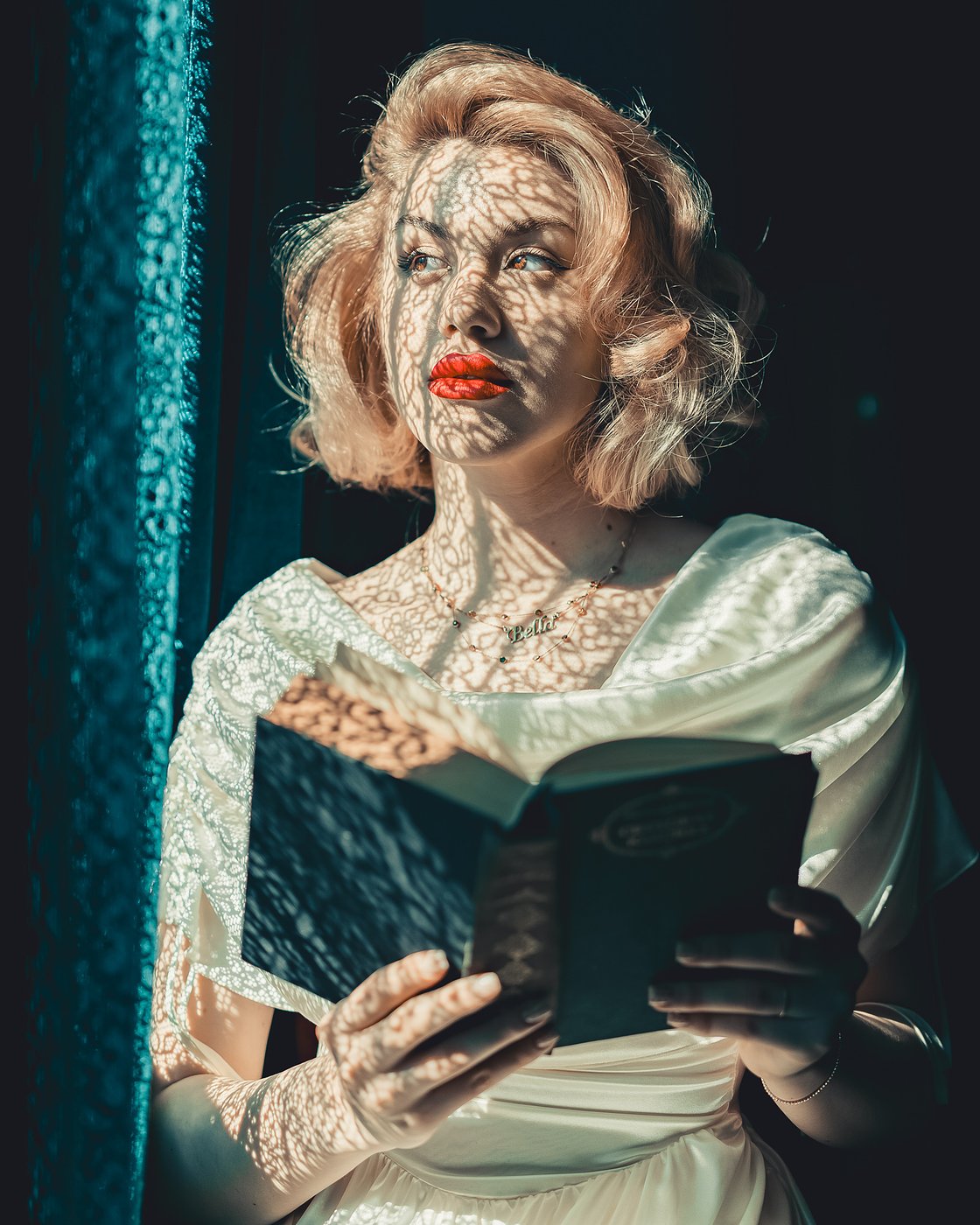 Bella Dichev