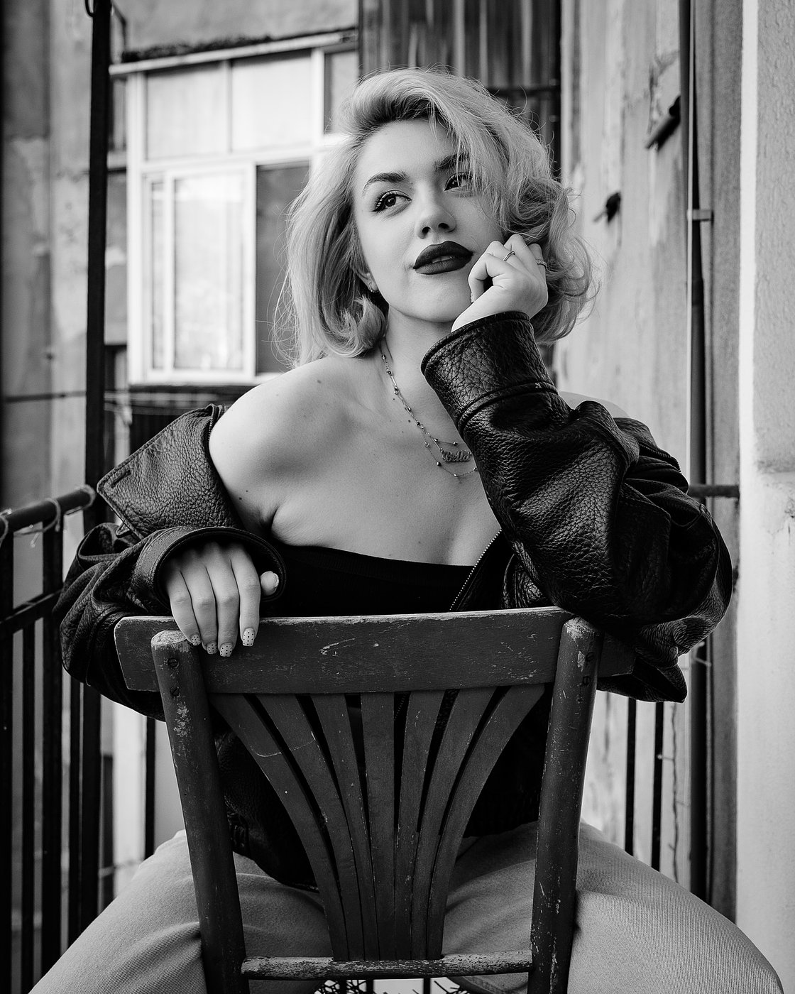 Bella Dichev