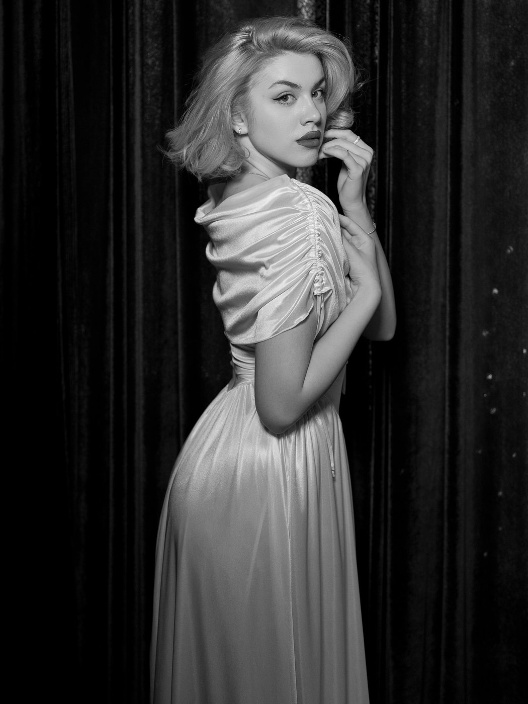 Bella Dichev