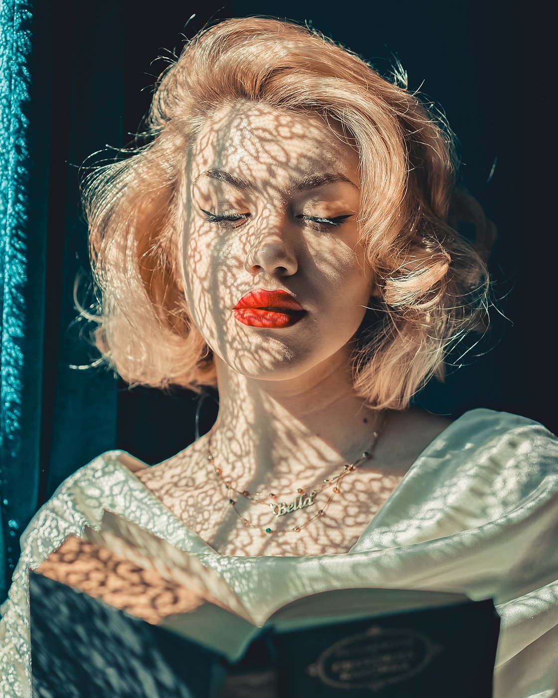 Bella Dichev