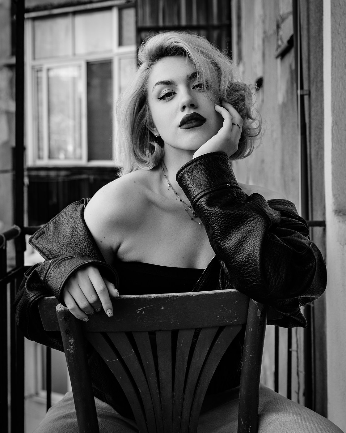Bella Dichev